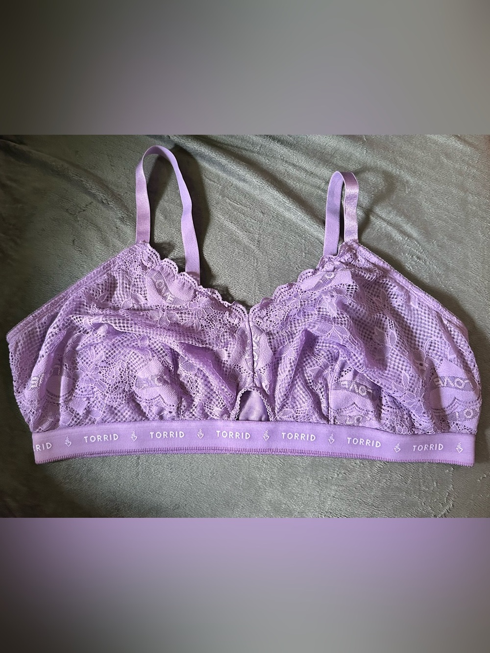 Torrid Lavender Lace Bralette with keyhole-Sz 3